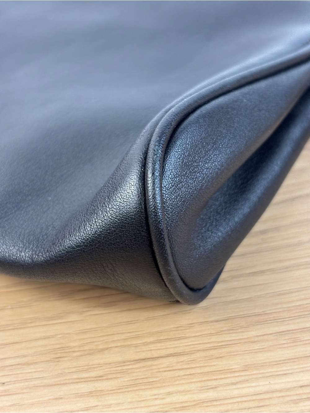 Coach Black Leather Zip Makeup Bag or Toiletry Pouch - Picture 8 of 11